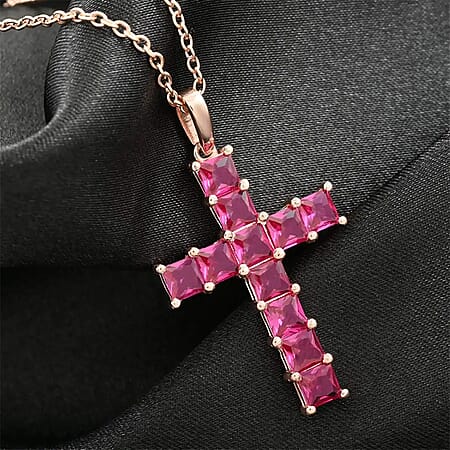 Simulated Red Diamond - Product card gallery slide 2 (10176563183929)