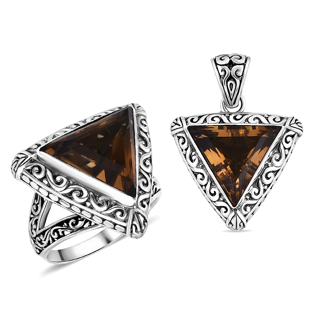 Bali Legacy Brazilian Citrine Ring (Size 6) and Pendant in Sterling Silver 16.40 ctw image number 0