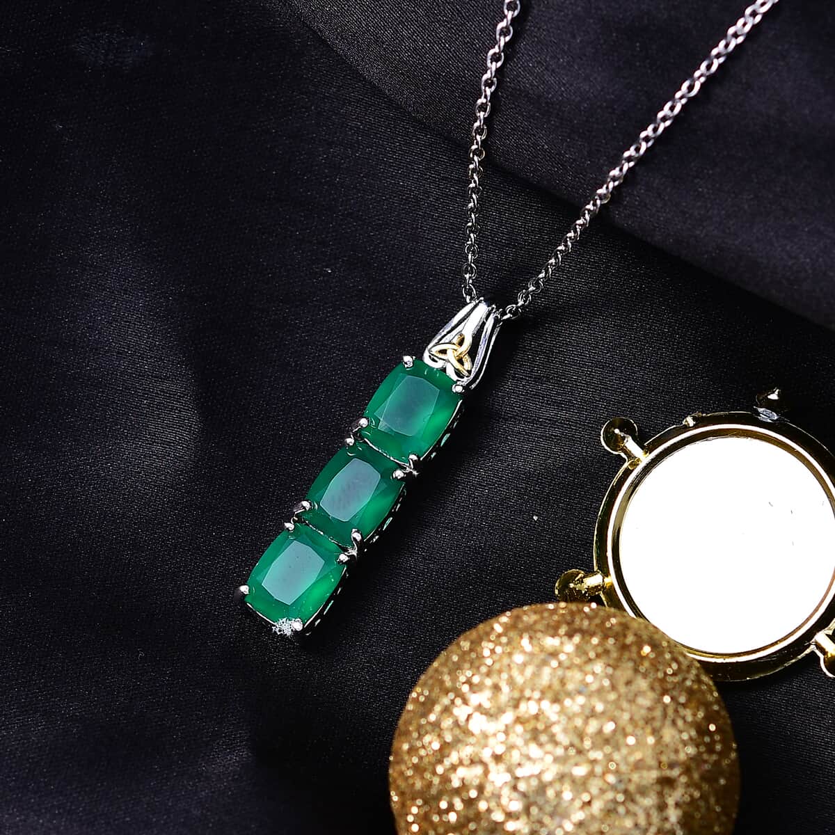 Karis Verde Onyx 6.40 ctw Pendant in 18K YG Plated & Platinum Bond with Stainless Steel Necklace 20 Inches image number 1