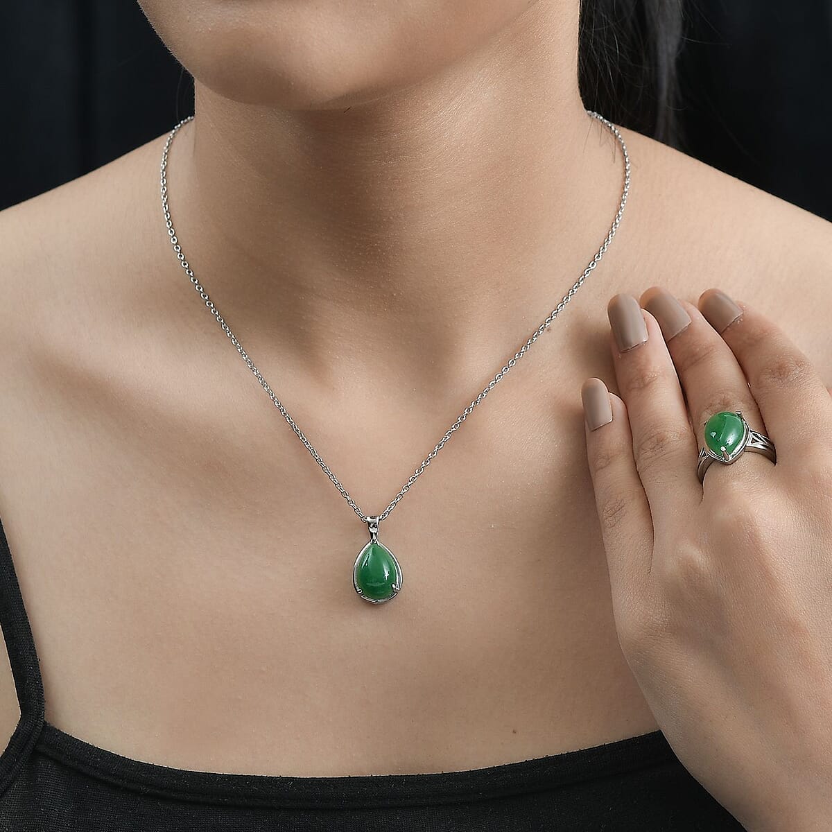 Green Jade (D) Solitaire Ring (Size 5.0) and Pendant Necklace 20 Inches in Stainless Steel 14.20 ctw image number 2