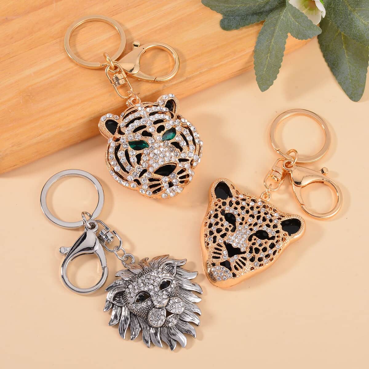 Set of 3 Resin, Multi Color Austrian Crystal Leo, Tiger and Leopard Set of 3 Keychain in Dualtone, Cute Keychains, Key Holders, Key Rings, Cool Keychains image number 1