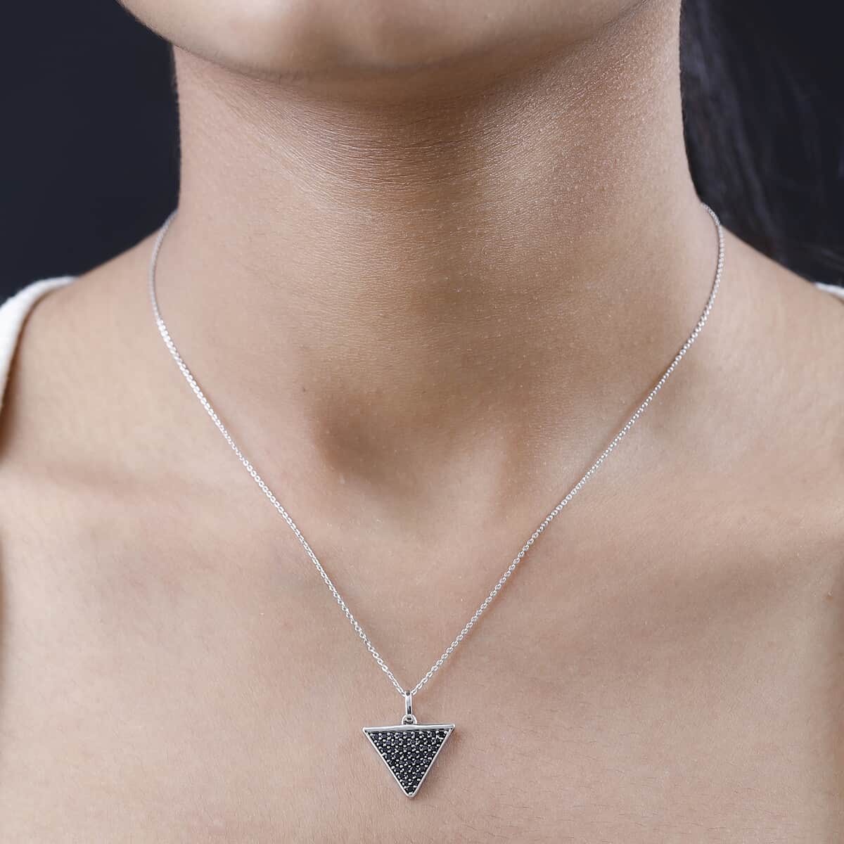 Thai Black Spinel Trillion Pendant Necklace (20 Inches) in Platinum Over Sterling Silver 0.90 ctw image number 2