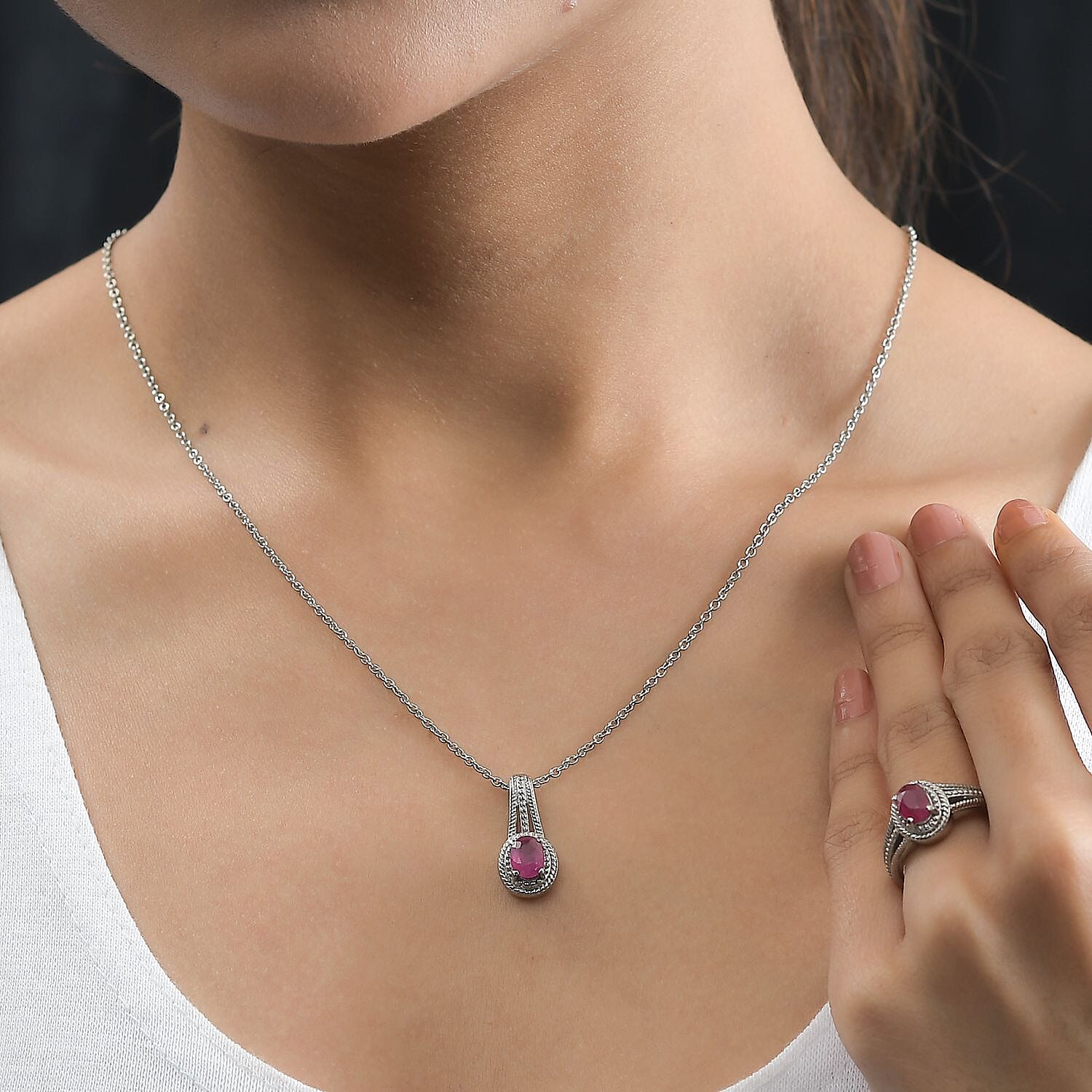 5 - Product card gallery slide 3 (10145079984411)