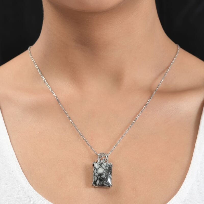 Austrian Pinolith Solitaire Pendant Necklace 20 Inches in Stainless Steel 20.35 ctw