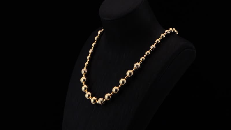 Doorbuster Resin Necklace (20-22 Inches) and Bracelet (7.5-9.00In) in Goldtone