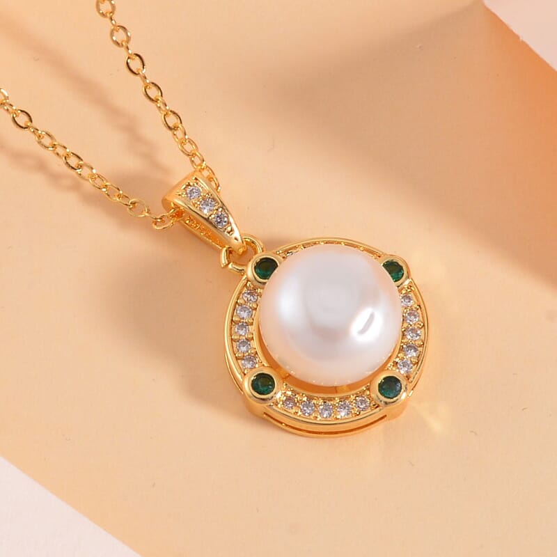 Freshwater Pearl, Green Glass and Simulated Diamond Pendant Necklace 18-20 Inches in Goldtone 1.00 ctw