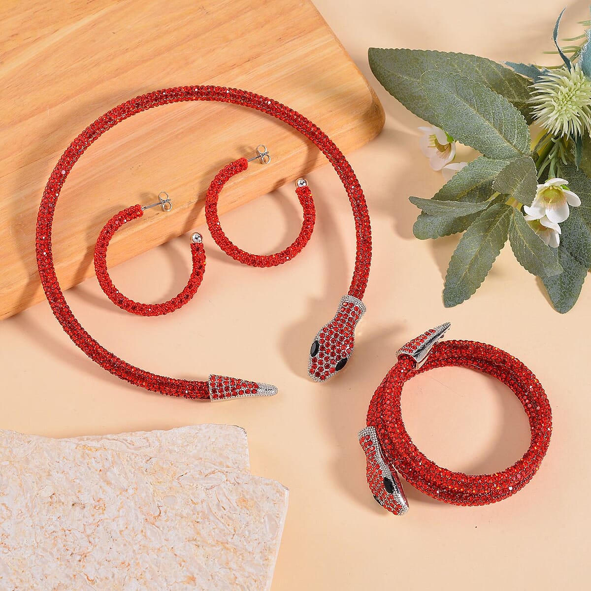 Black and Red Austrian Crystal Necklace 16 Inches and Bracelet (6.50-7.50In) and Earrings in Silvertone image number 1