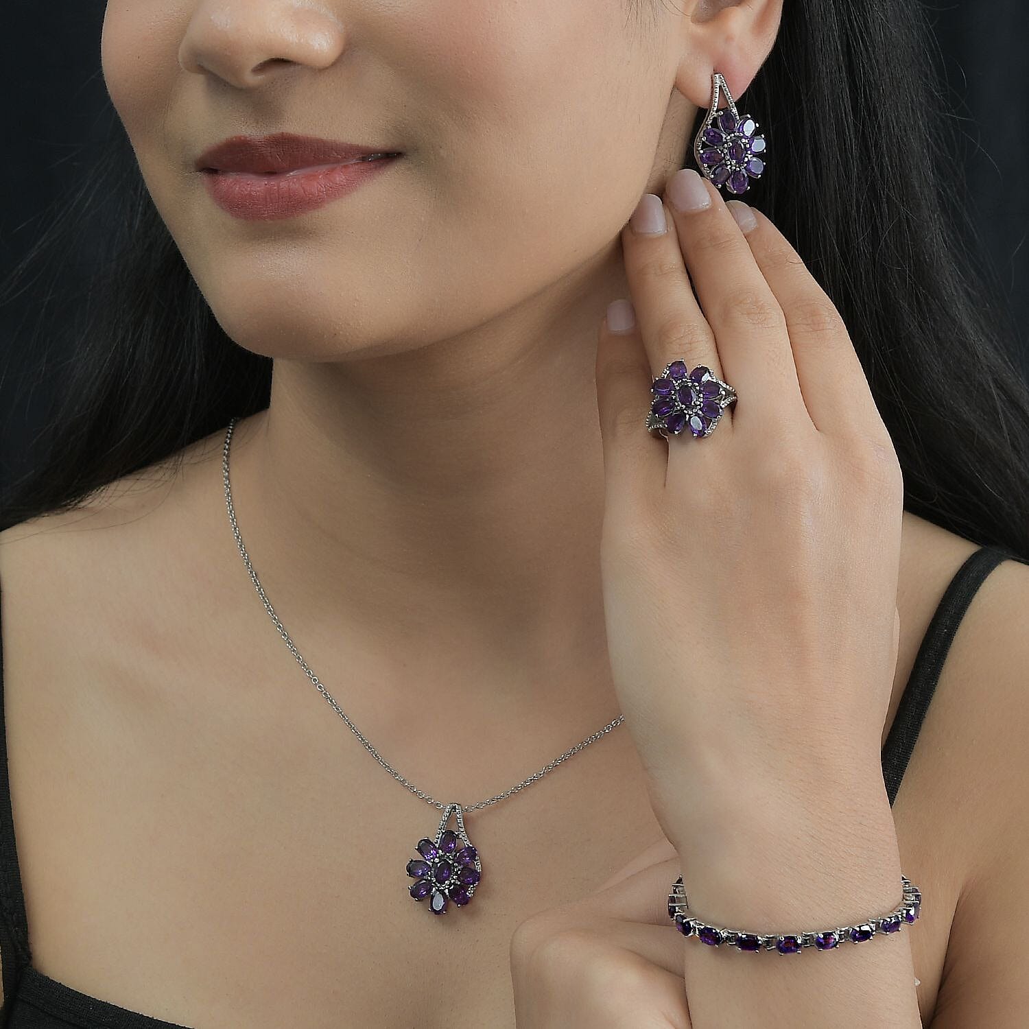 African Amethyst Bracelet (6.5-8.5In), Earrings, Ring (Size 5), Pendant Necklace 20 Inches in Stainless Steel 24.75 ctw