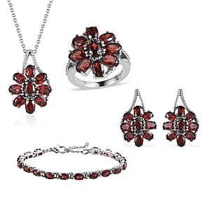 Mozambique Garnet Bracelet (6.5-8.5In), Earrings, Ring (Size 9) and Pendant Necklace (20 Inches) in Stainless Steel 29.50 ctw