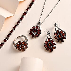 Mozambique Garnet Bracelet (6.5-8.5In), Earrings, Ring (Size 9) and Pendant Necklace (20 Inches) in Stainless Steel 29.50 ctw