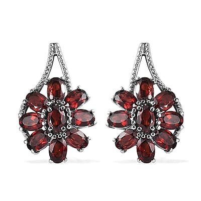 Mozambique Garnet Bracelet (6.5-8.5In), Earrings, Ring (Size 9) and Pendant Necklace (20 Inches) in Stainless Steel 29.50 ctw