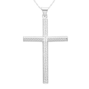 Sterling Silver Textured Cross Pendant Necklace 18 Inches 2.55 Grams