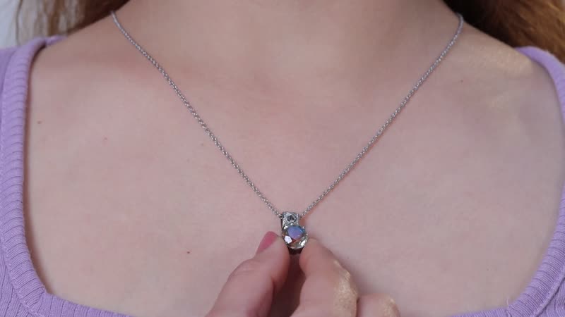 Emeraldine Quartz Solitaire Pendant Necklace 20 Inches in Stainless Steel 3.25 ctw