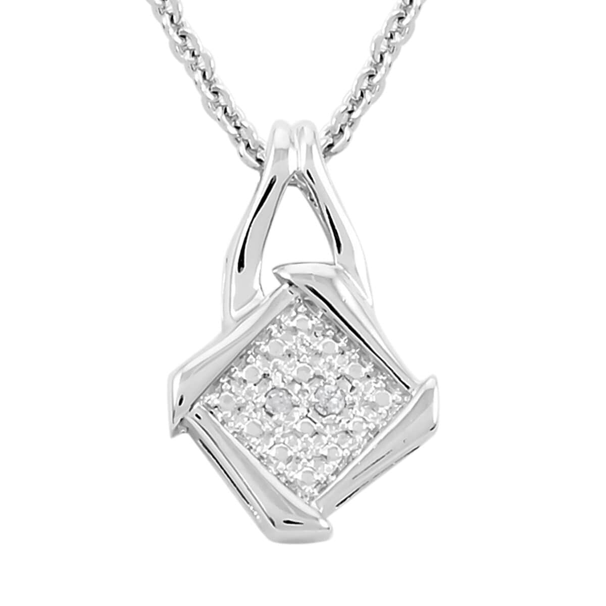 Austrian Crystal Pendant Necklace 18 Inches in Silvertone image number 0