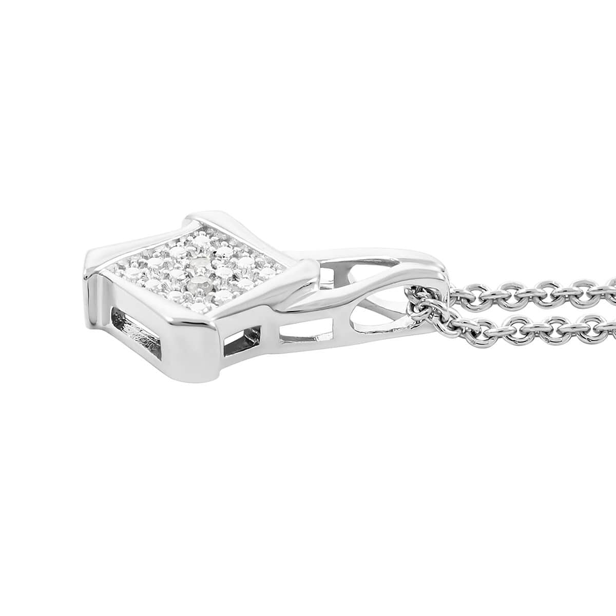 Austrian Crystal Pendant Necklace 18 Inches in Silvertone image number 3