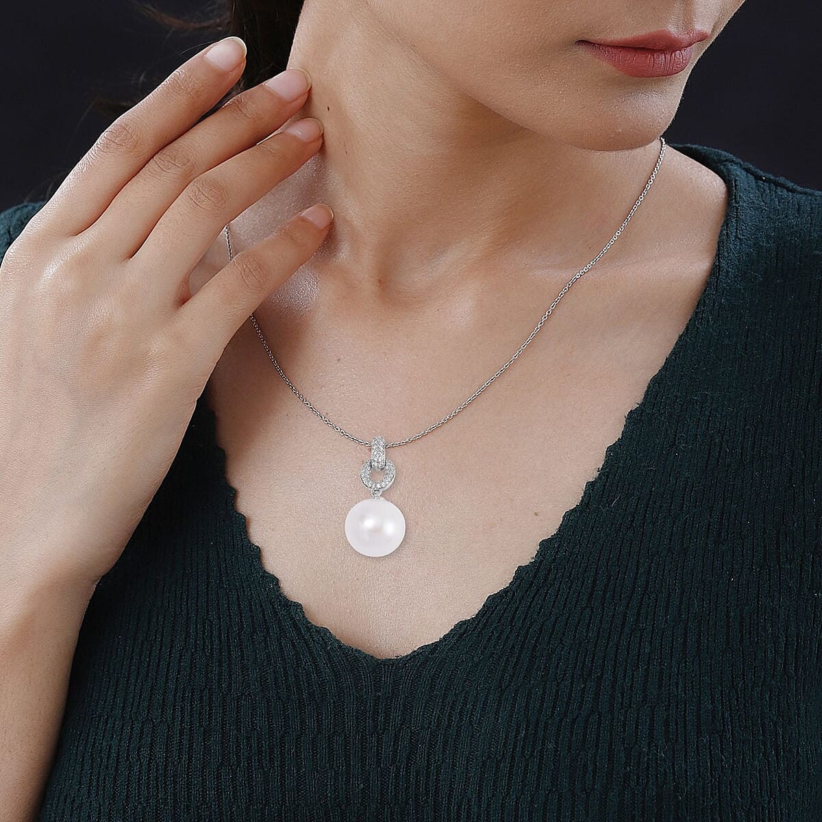 White Edison Pearl and Simulated Diamond Pendant in Silvertone with Stainless Steel Necklace 20 Inches 0.30 ctw image number 2