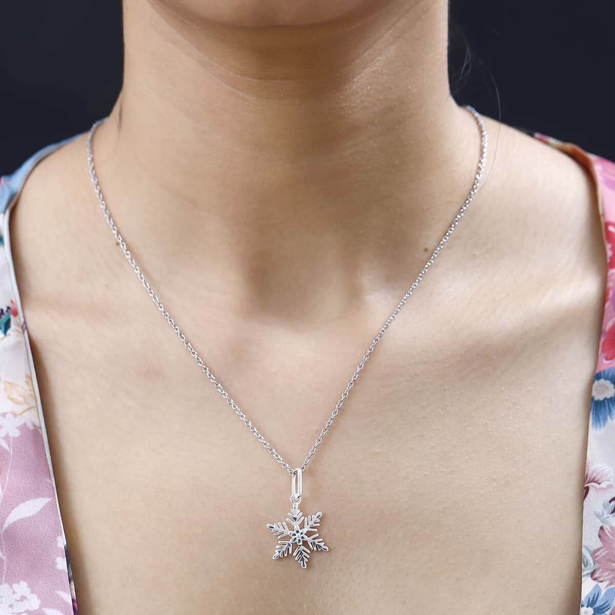 Sterling Silver Snowflake Pendant with Stainless Steel Necklace 20 Inches image number 2