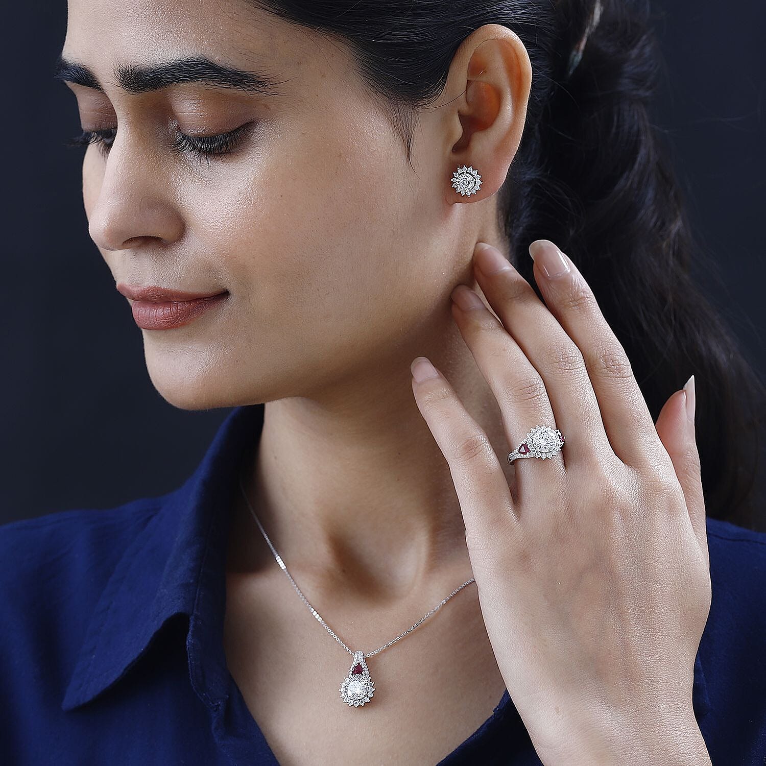 Moissanite & Niassa Ruby / 5 - Product card gallery slide 3 (9431963762943)