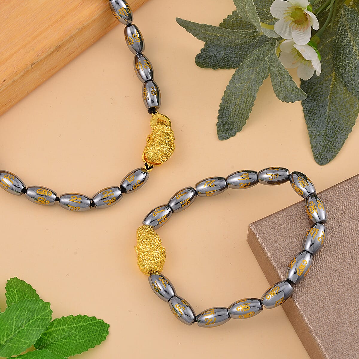 Terahertz Feng Shui Beaded Necklace 20 Inches and Stretch Bracelet with Charm in Goldtone 221.00 ctw image number 1