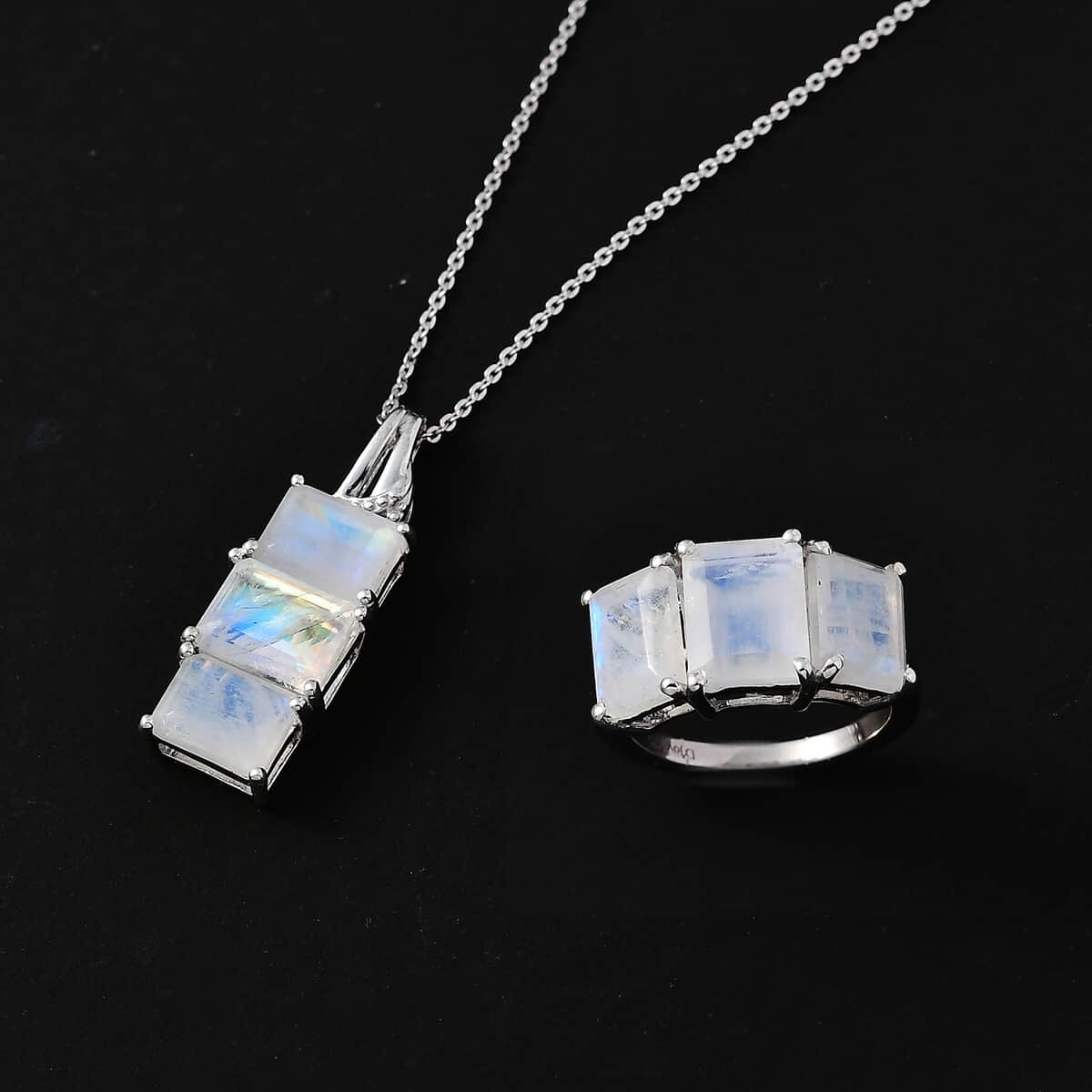 Premium Rainbow Moonstone 3 Stone Ring (Size 10.0) and Pendant Necklace 20 Inches in Platinum Over Sterling Silver 10.85 ctw image number 2