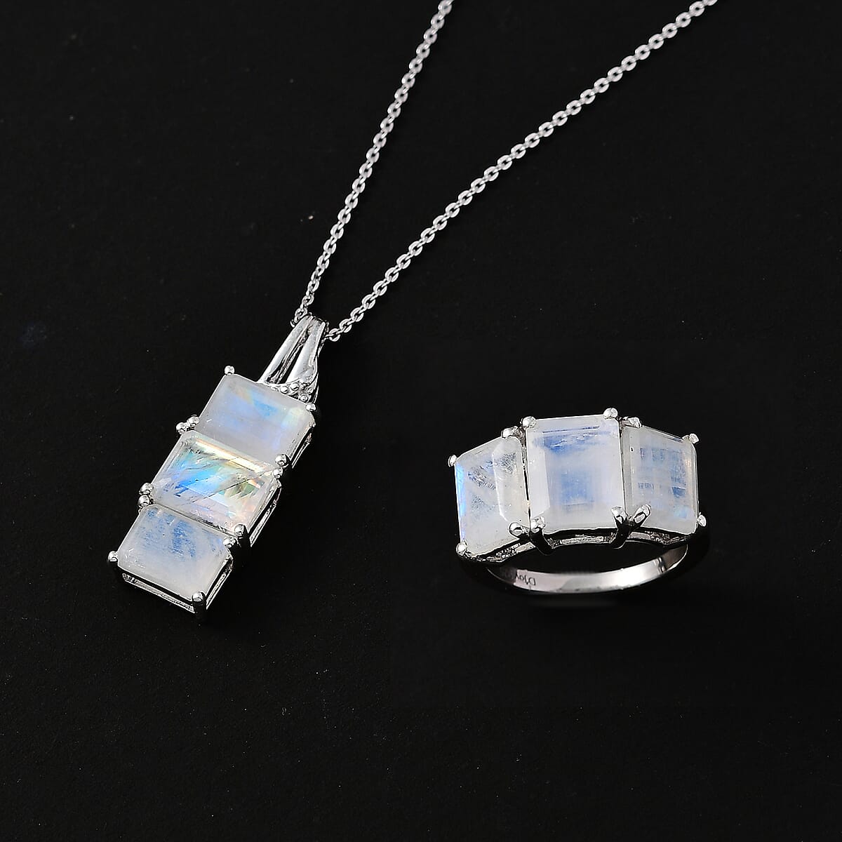 Premium Rainbow Moonstone 3 Stone Ring (Size 9.0) and Pendant Necklace 20 Inches in Platinum Over Sterling Silver 10.85 ctw image number 2