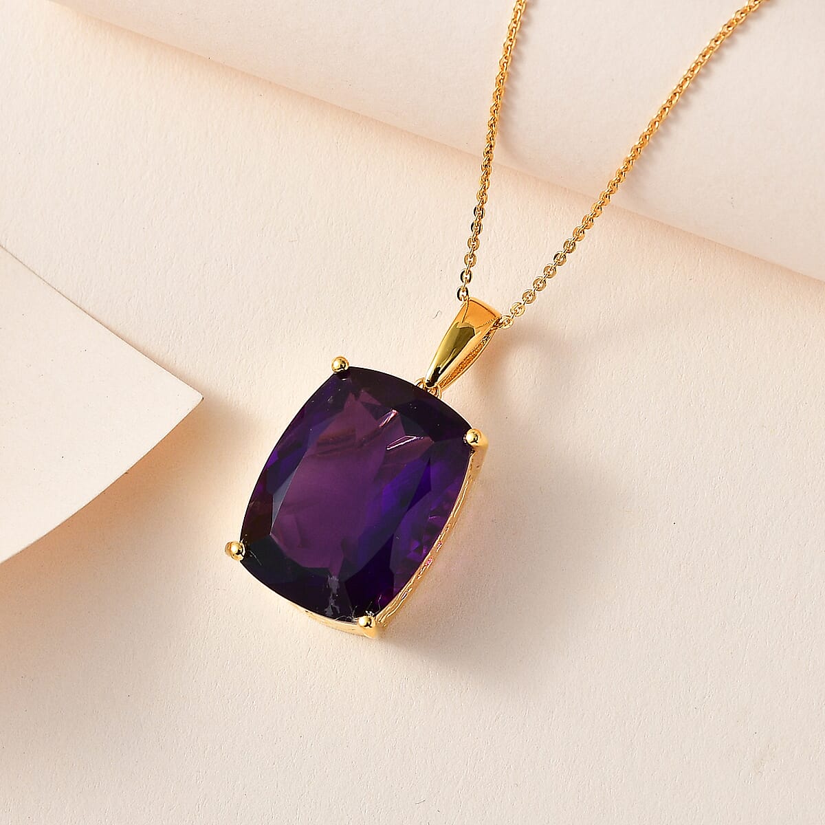 African Amethyst Solitaire Pendant Necklace 20 Inches in Vermeil Yellow Gold Over Sterling Silver 18.15 ctw image number 1