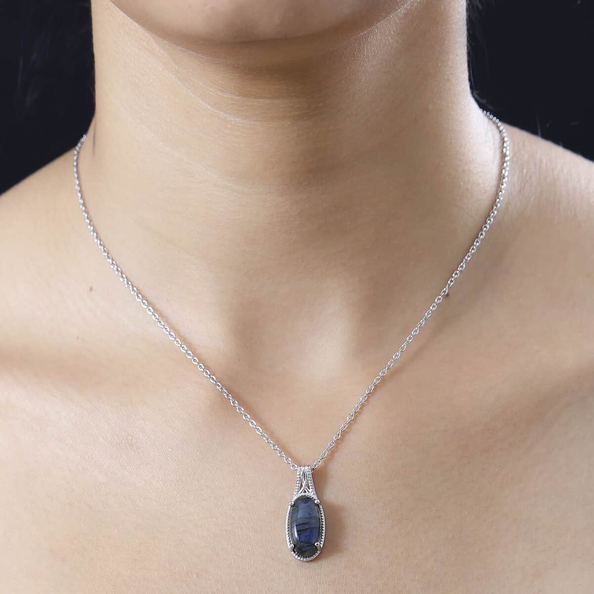 Karis Malagasy Labradorite Pendant in Platinum Bond with Stainless Steel Necklace 20 Inches 4.50 ctw image number 2