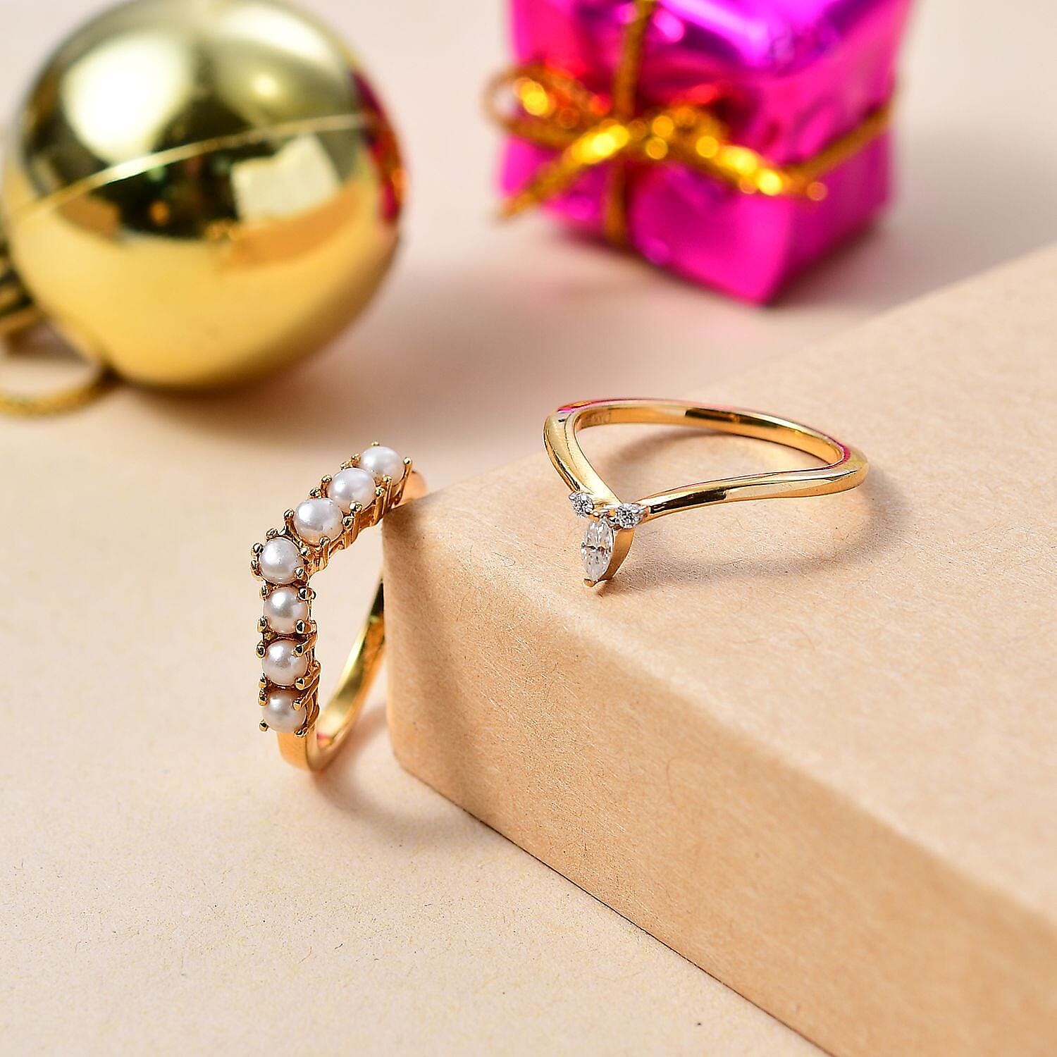 Freshwater Pearl and Moissanite 0.10 ctw Set of 2 Stackable Ring in Vermeil Yellow Gold Over Sterling Silver (Size 10.0)