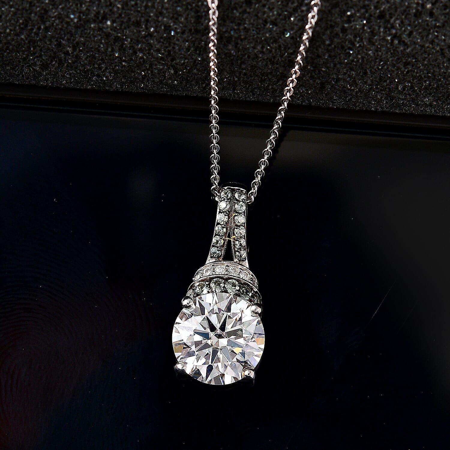 Green Sapphire - Product card gallery slide 3 (9432087429375)