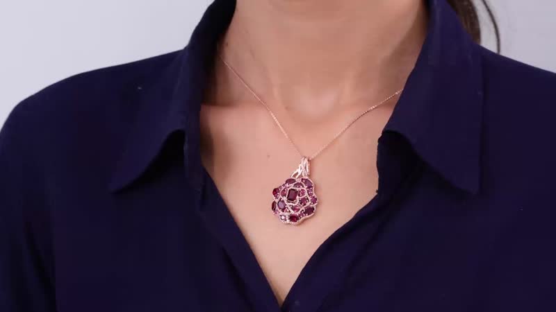 GP Italian Garden Collection Premium Orissa Rhodolite Garnet 6.75 ctw Pendant Necklace 20 Inches in Vermeil Rose Gold Over Sterling Silver