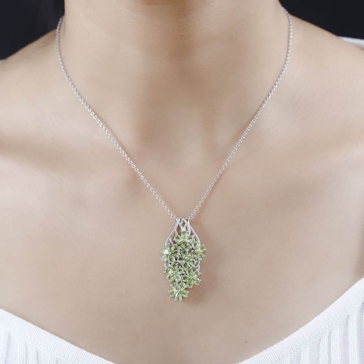 Peridot Floral Pendant Necklace 20 Inches in Platinum Over Sterling Silver 5.25 ctw image number 2