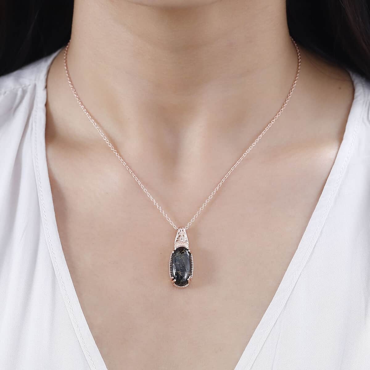 Matrix Silver Shungite Pendant in 14K RG Over Copper with Magnet and ION Plated RG Stainless Steel Necklace 20 Inches 6.85 ctw image number 2