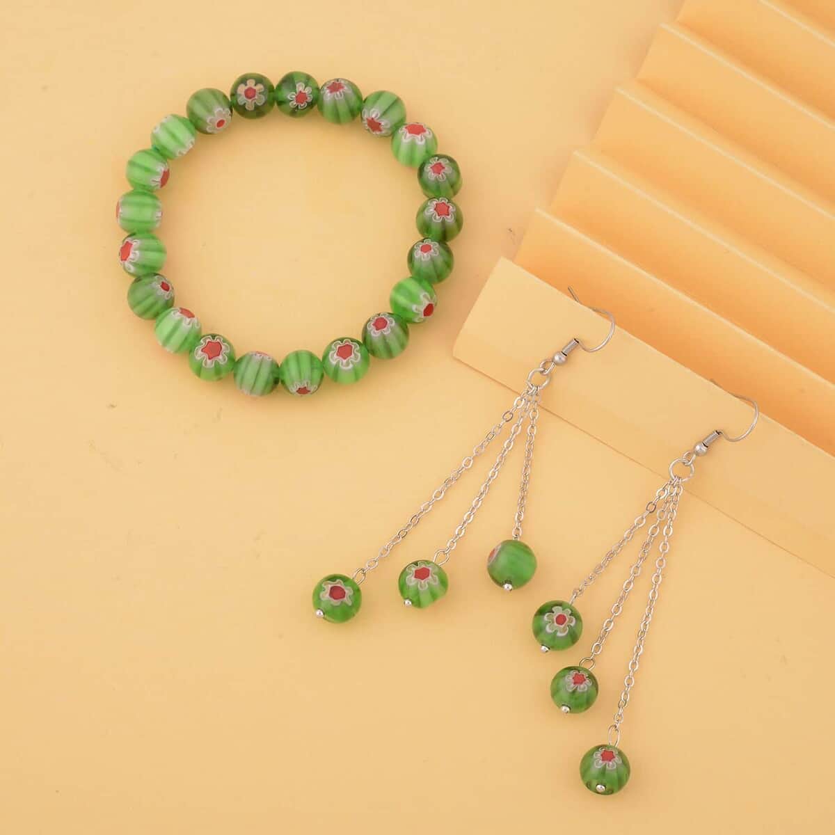 Green Murano Style Hoop 2pcs Earrings, Beaded Stretch Bracelet, Necklace (20 Inches) in Silvertone and Stainless Steel image number 5