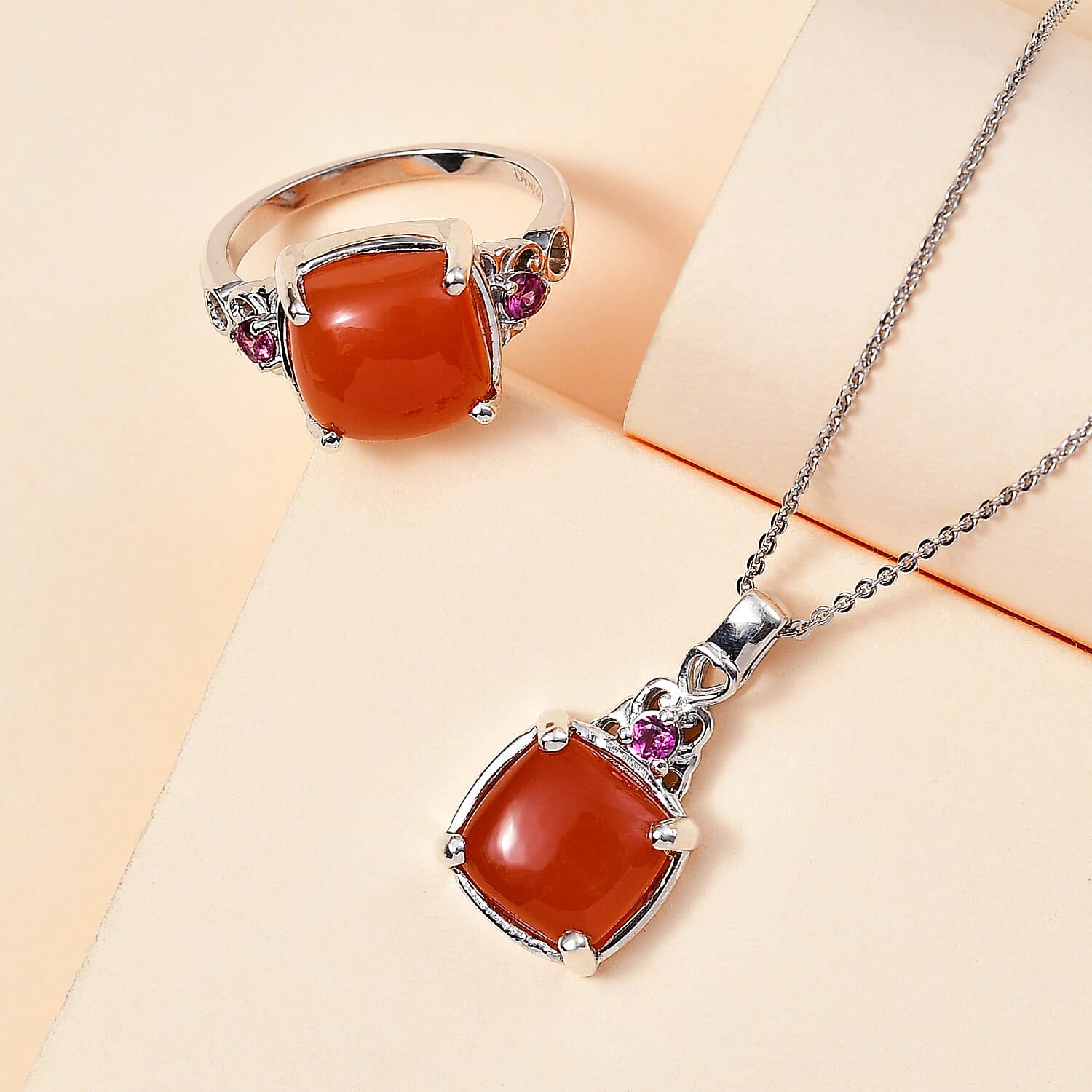 Peach Moonstone, Orissa Rhodolite Garnet Ring (Size 5.0) and Pendant Necklace 20 Inches in Platinum Over Sterling Silver 9.30 ctw