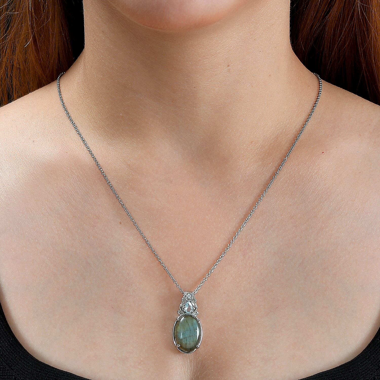 Default Title - Product card gallery slide 3 (10145397834011)