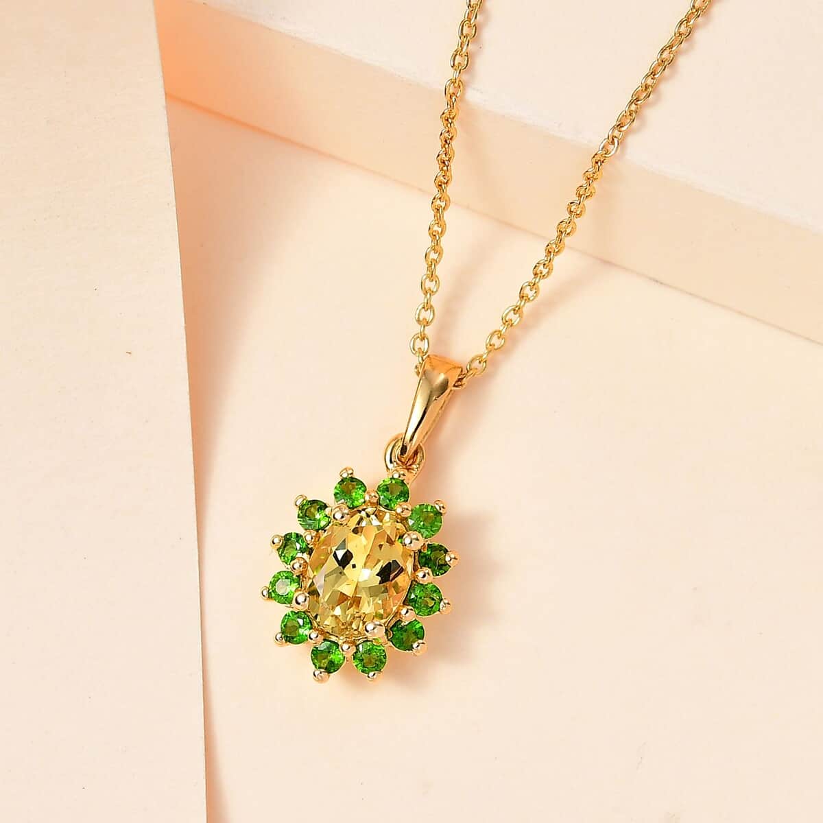 Sunfire Beryl, Chrome Diopside Sunburst Pendant Necklace (20 Inches) in Vermeil YG Over Sterling Silver 1.50 ctw image number 1