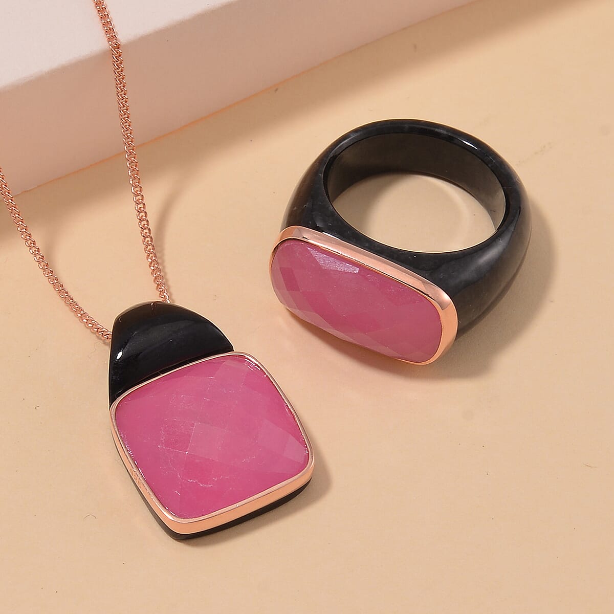 Carved & Faceted Pink and Black Jade (D) 104.00 ctw Band Ring (Size 8) and Pendant Necklace 18 Inches in Vermeil Yellow Gold Over Sterling Silver image number 1