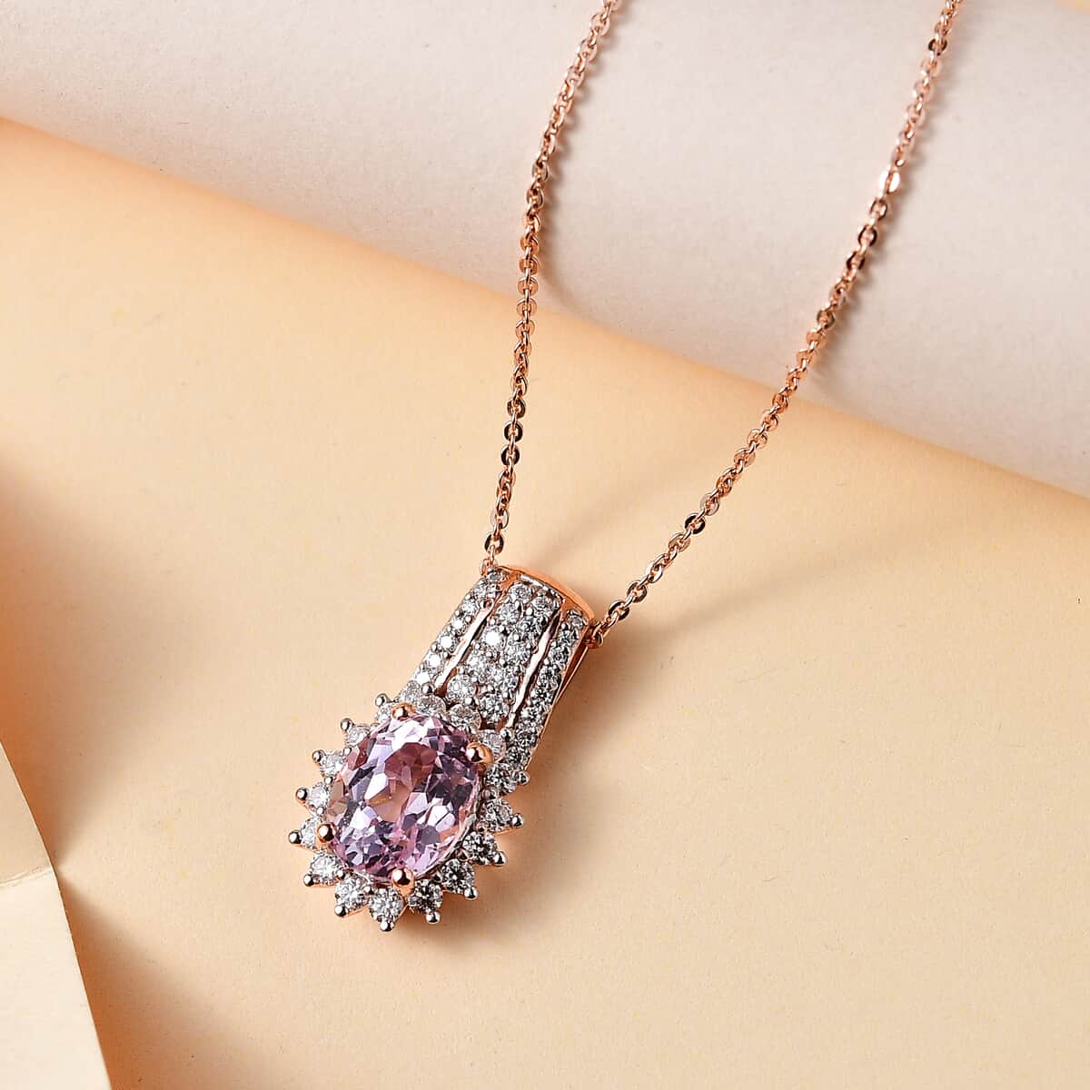 TLV Premium Martha Rocha Kunzite, Moissanite Sunburst Pendant Necklace (20 Inches) in Vermeil RG Over Sterling Silver 3.25 ctw image number 1