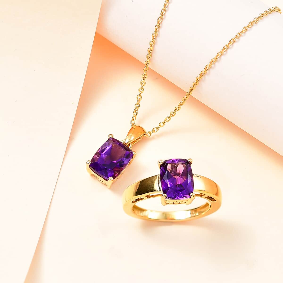 AAA Moroccan Amethyst Ring and Pendant Necklace 20 Inches in Vermeil Yellow Gold Over Sterling Silver 4.30 ctw image number 1
