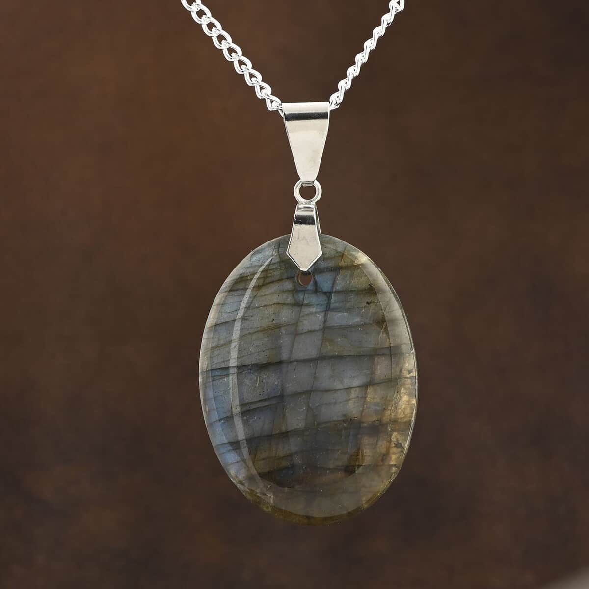 Labradorite Pendant Necklace 18 Inches in Silvertone 12.50 ctw image number 1