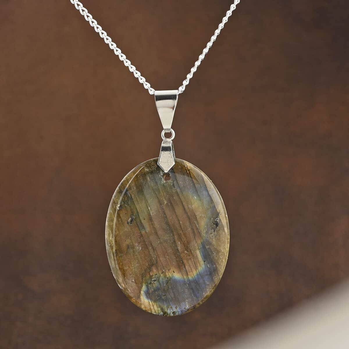 Labradorite Pendant Necklace 18 Inches in Silvertone 15.50 ctw image number 1