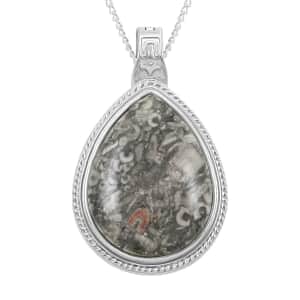 Labradorite Fancy Pendant Necklace (20 Inches) in Silvertone 38.00 ctw