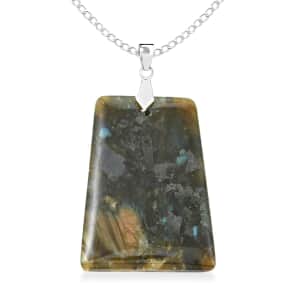 Labradorite Fancy Pendant Necklace 20 Inches in Silvertone 26.00 ctw