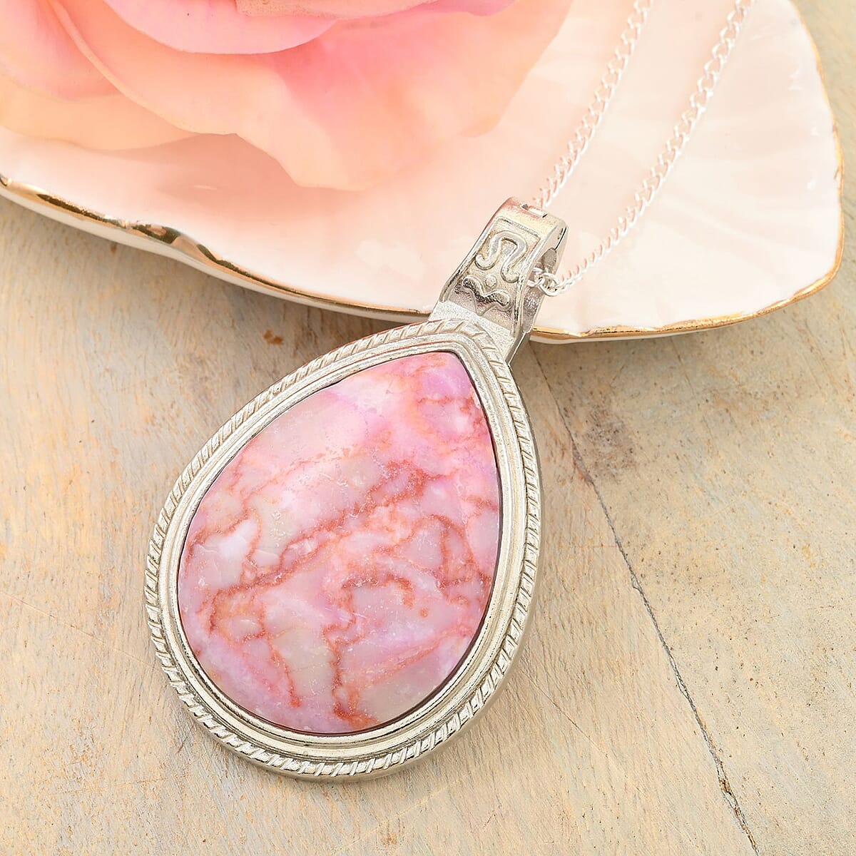 Pink Matrix Jasper Drop Magnetic Pendant Necklace 18 Inches in Silvertone 20.10 ctw image number 1