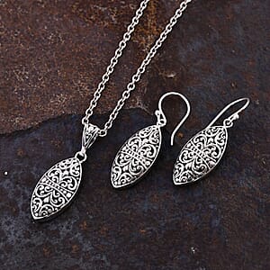 Bali Legacy Filigree Earrings and Pendant without Chain in Sterling Silver 8 Grams