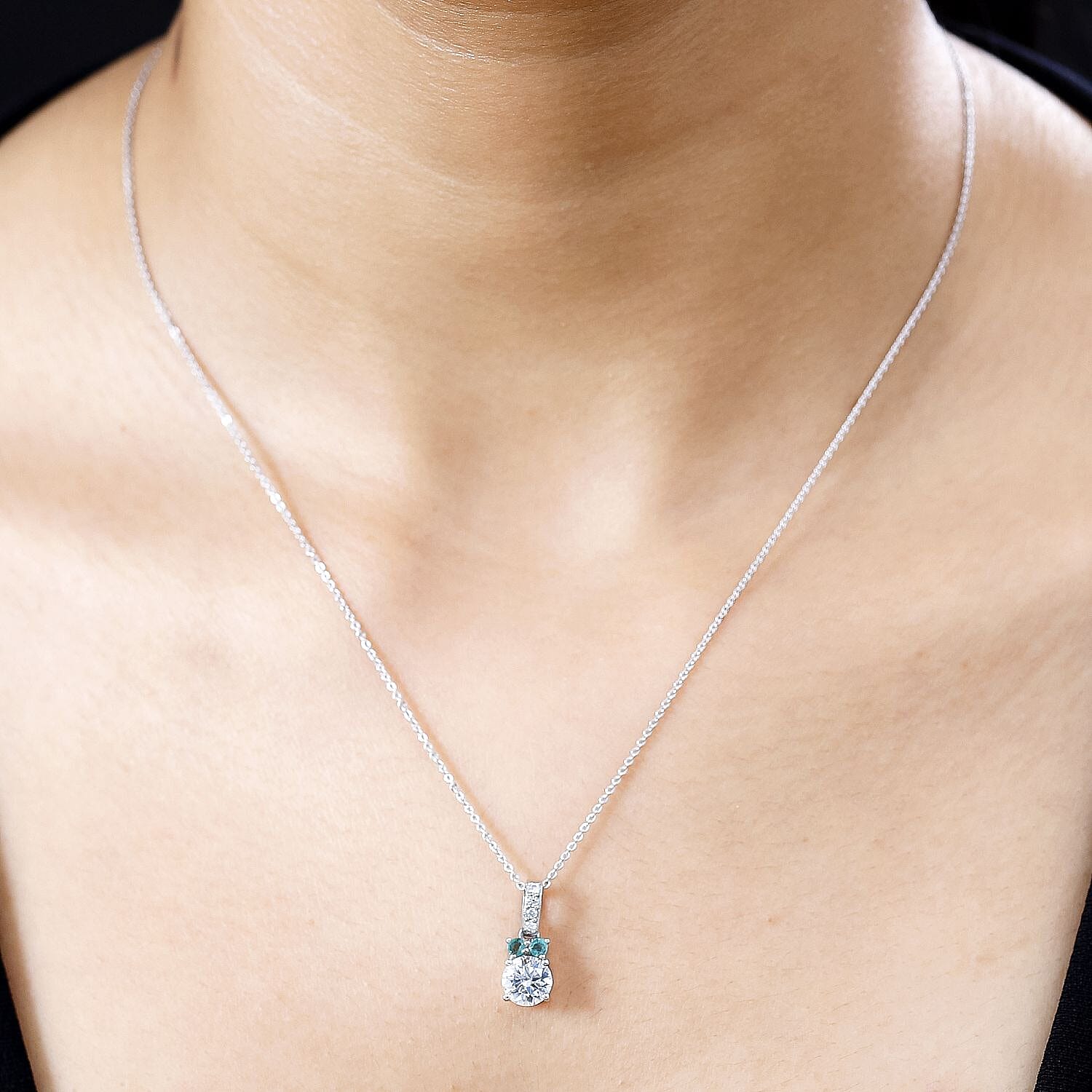 Moissanite & Kagem Zambian Emerald