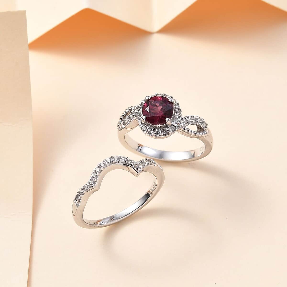 Tanzanian Wine Garnet and White Zircon Set of 2 Stackable Ring in Rhodium Over Sterling Silver (Size 5.0) 1.50 ctw image number 1