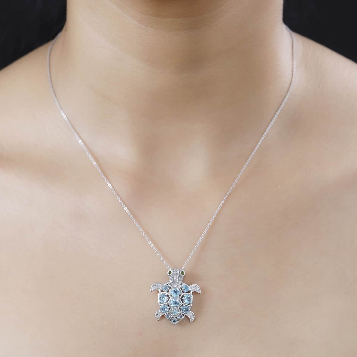 GP Trionfo Collection: Special Sealife Apatite and Multi Gemstone Turtle Pendant Necklace 20 Inches in Rhodium Over Sterling Silver 2.25 ctw image number 2