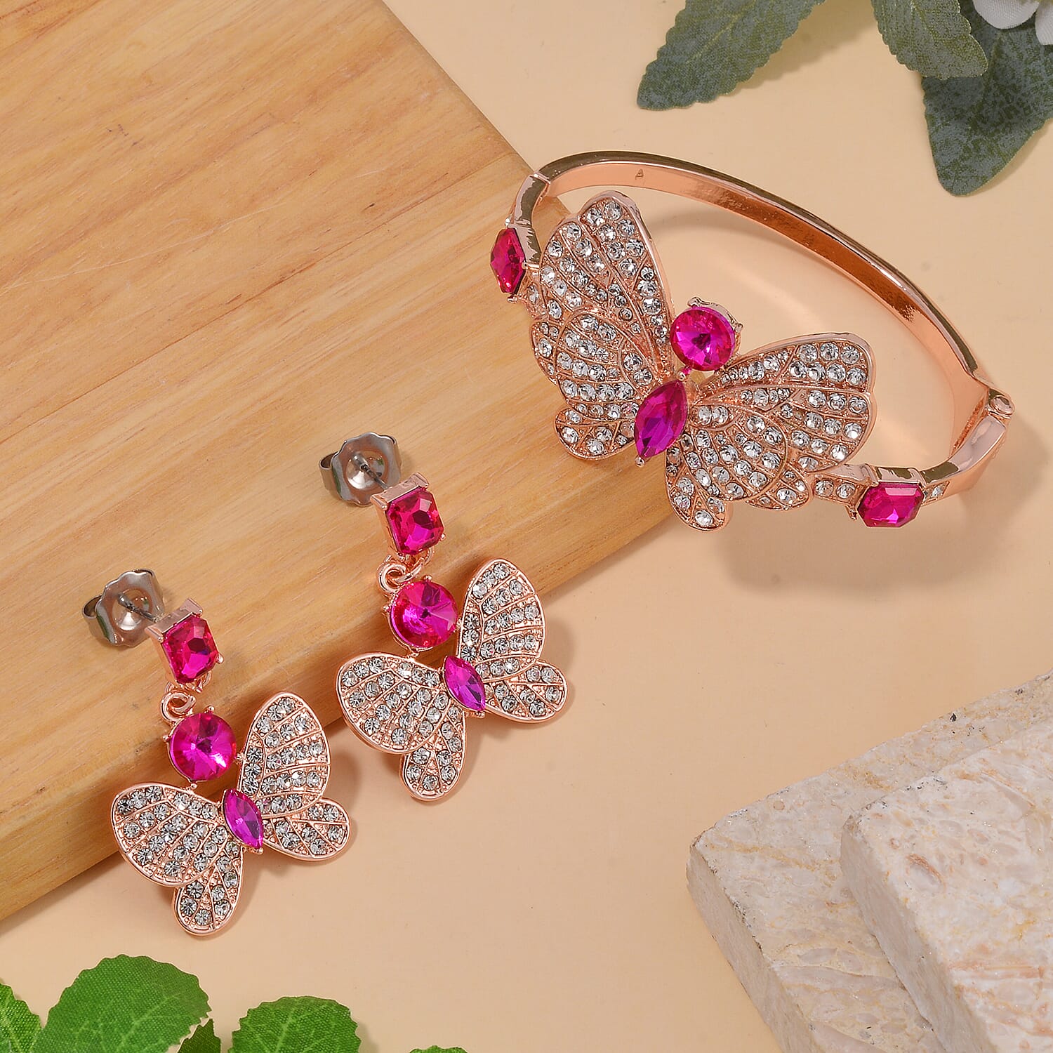 Fuchsia Glass - Product card gallery slide 2 (10145425326363)