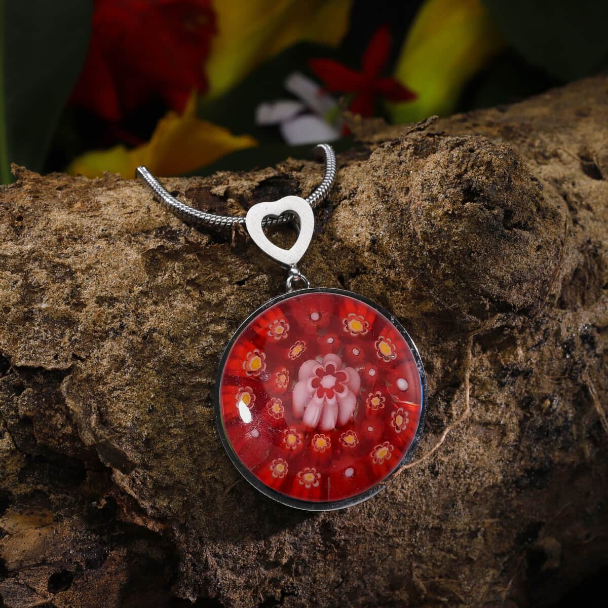 Red Color Murano Style Pendant Necklace in Stainless Steel 24-28 Inches image number 1